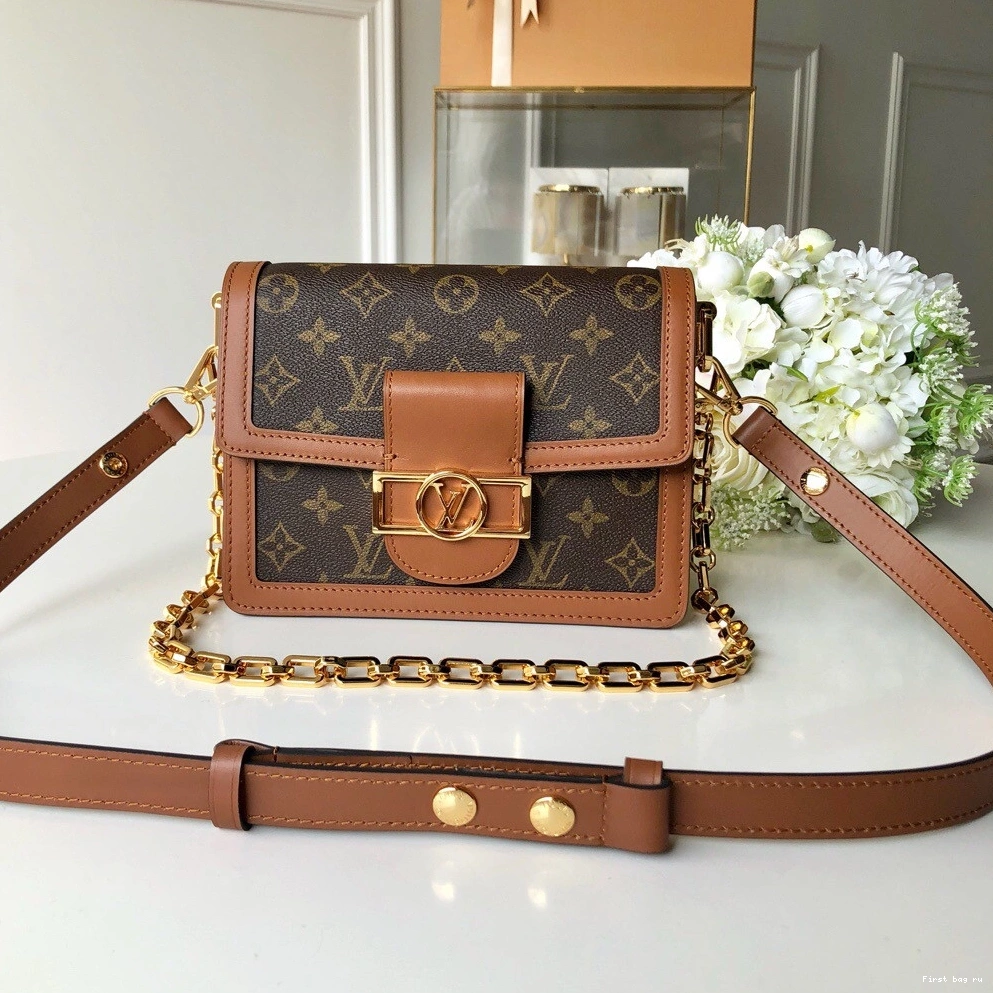 First bag ru Vuitton Spring Louis Mini（2019 Dauphine Show） 0708
